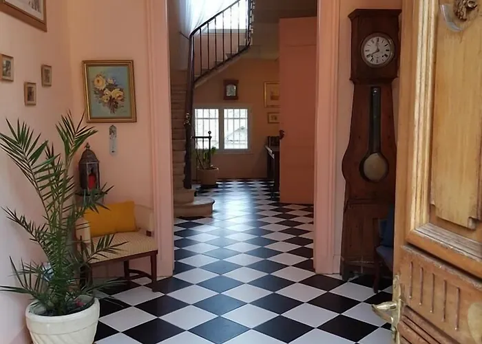 Chateau De L'allee *